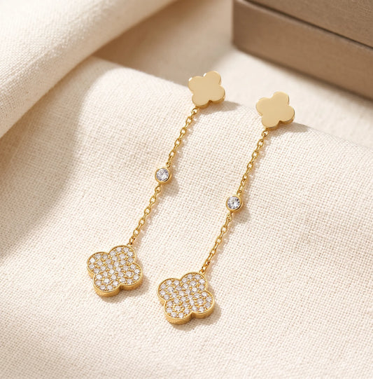 CloverChainDangles