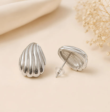 Elegant shell-shaped earrings by Zariya Official. silver 2