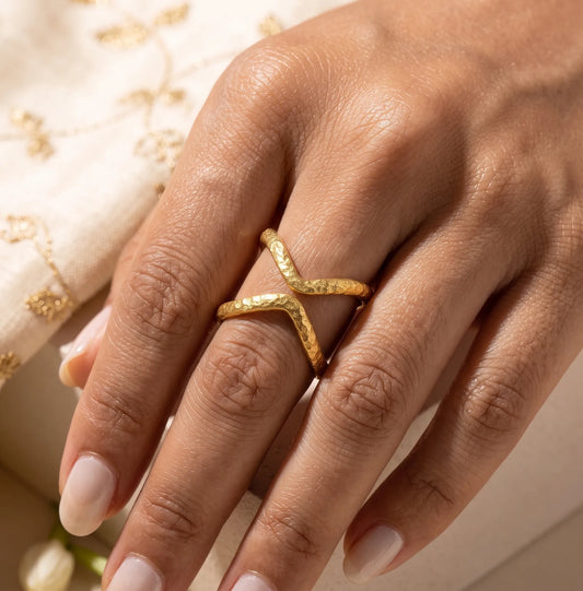 Abstract Wavy X-Shape Ring For Women - Zariya Official