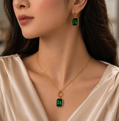 Elegant Green Crystal Necklace & Earrings Set