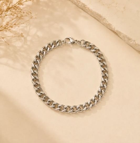 Silver-TonedCurbChainBracelet