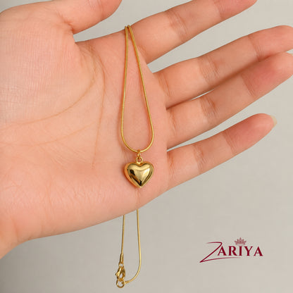 A Gold-Finished Puffy Heart Pendant Necklace